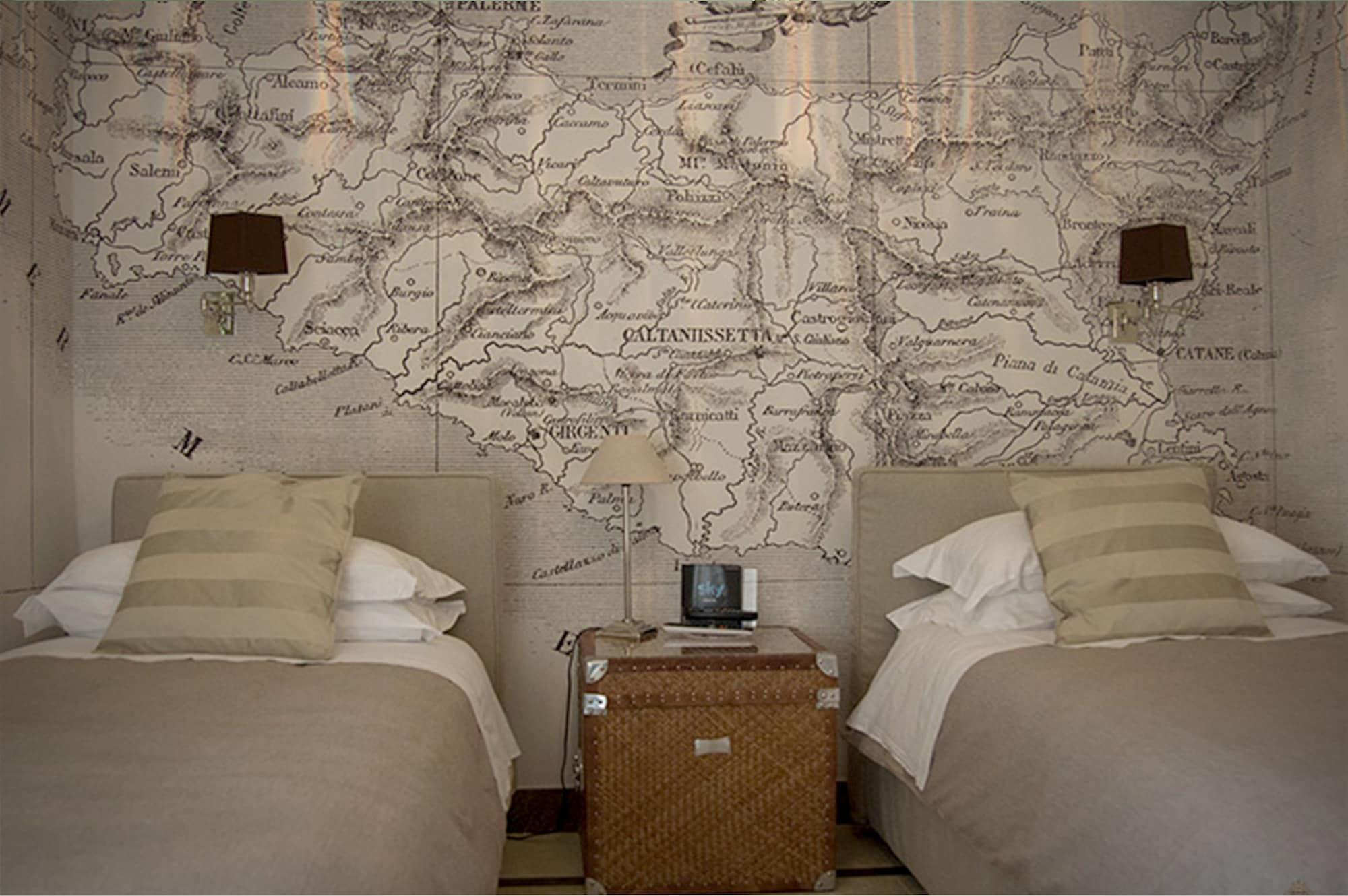 La Dependance Hotel Noto Bagian luar foto